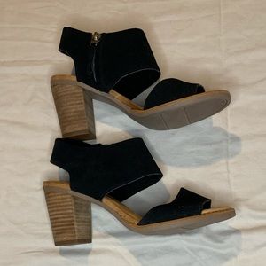 TOMS Cut Out Suede Chunky Heel